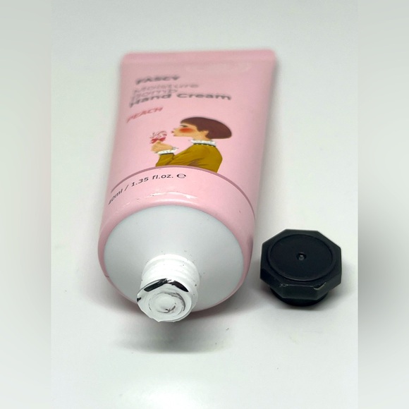 FASCY Moisture Bomb Hand Cream PEACH 40ml / 1.35FLOZ New W/O Box  Made In Korea - Picture 4 of 9